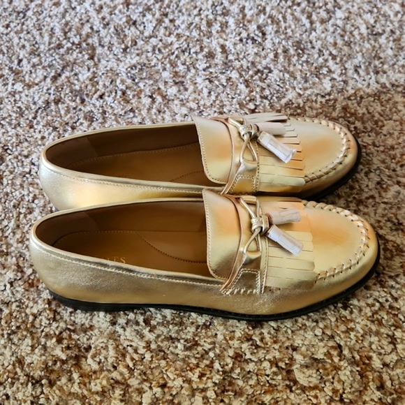 Talbots - Picture 6 of 8